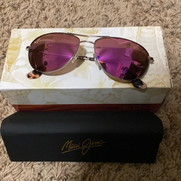 Maui Jim Aviator Glasses - Picture 1 of 1